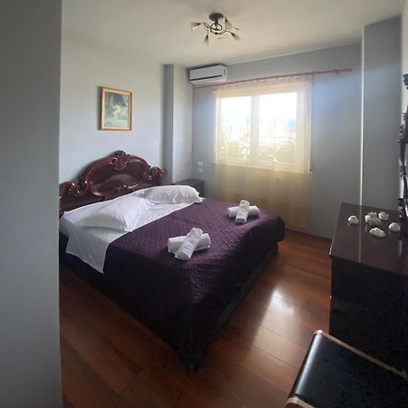 Stay The Night Shkodra Apartment City Centre المظهر الخارجي الصورة
